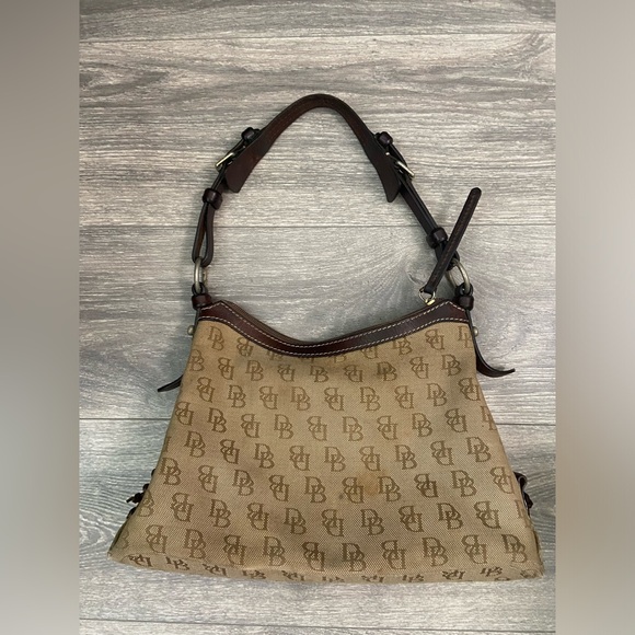 Dooney Bourke logo Tan & Brown Shoulder Purse with Brown Leather Trims Handbag - Picture 4 of 16